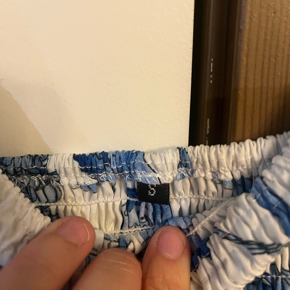 Amazon Blue and White Floral Maxi Dress - Picture 4 of 9